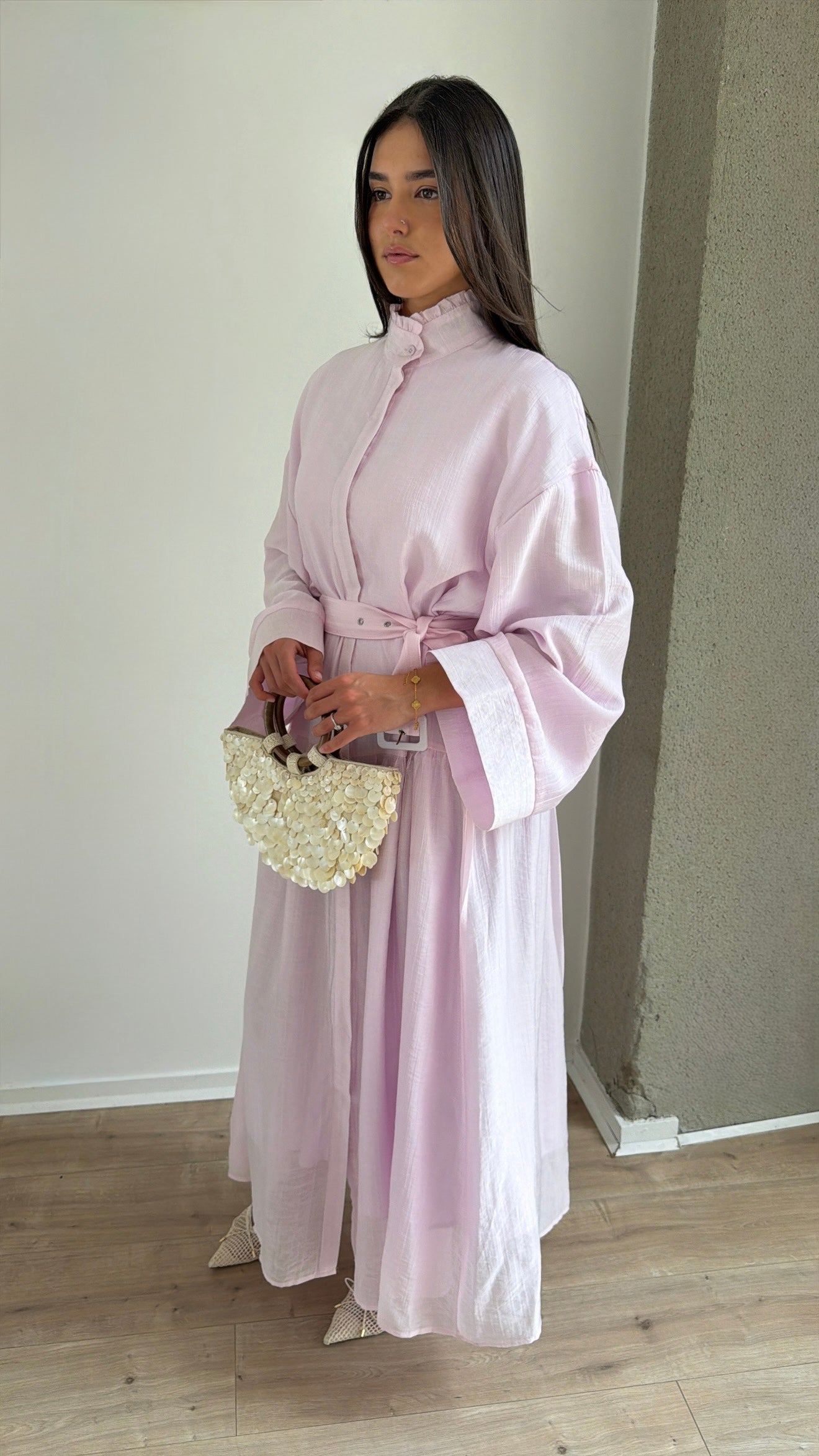 Fitted and voluminous maxi dress