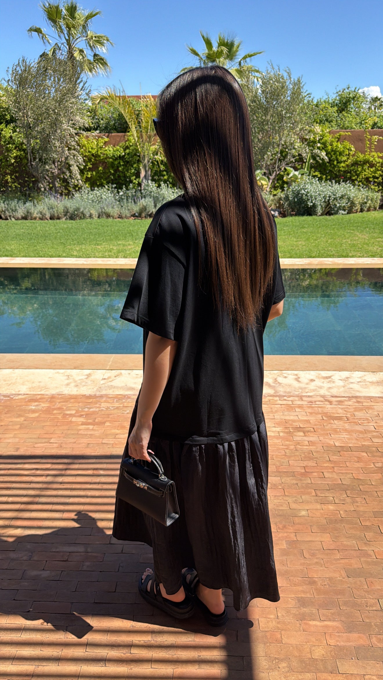 Black two-fabric maxi dress