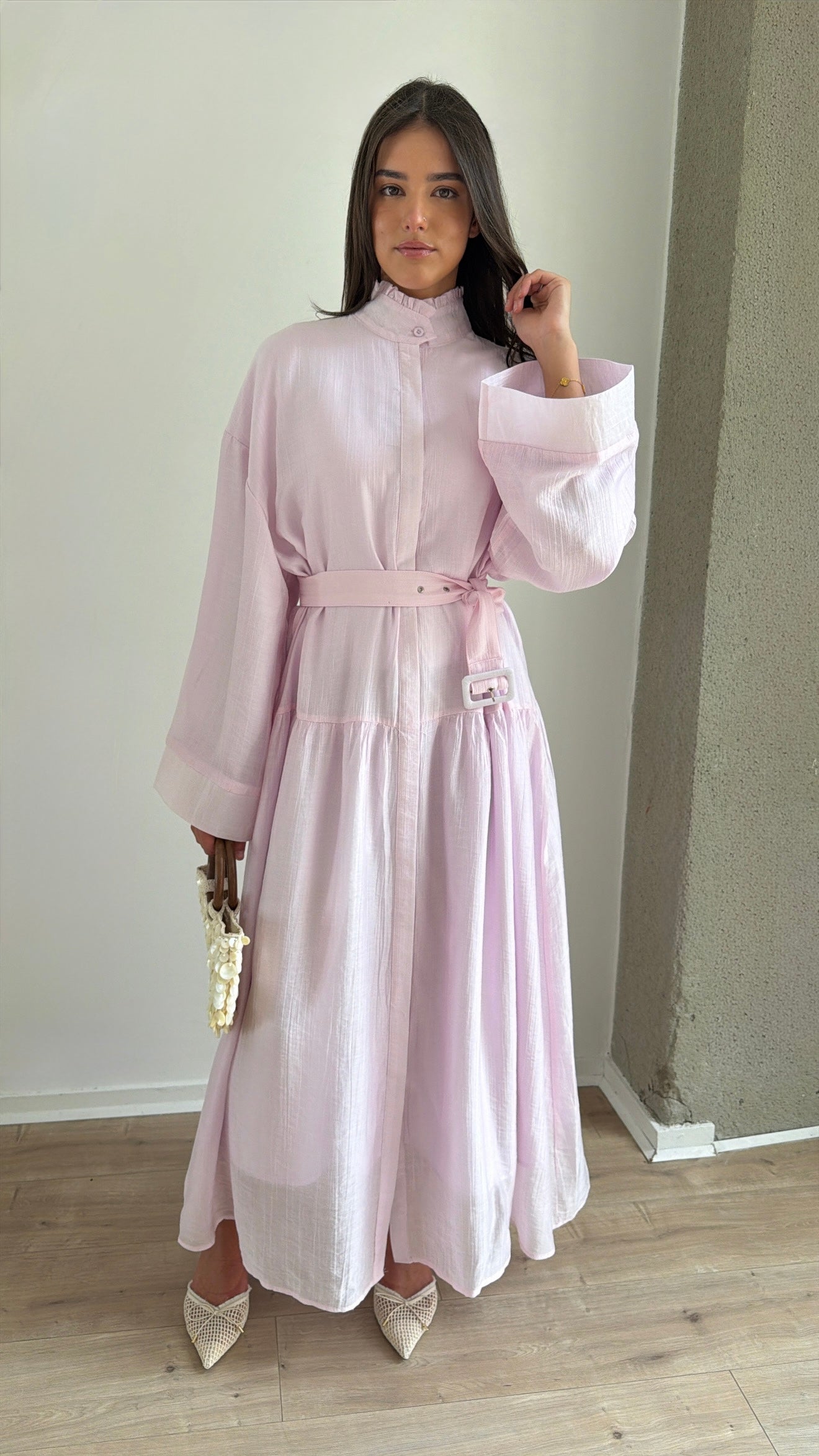 Fitted and voluminous maxi dress