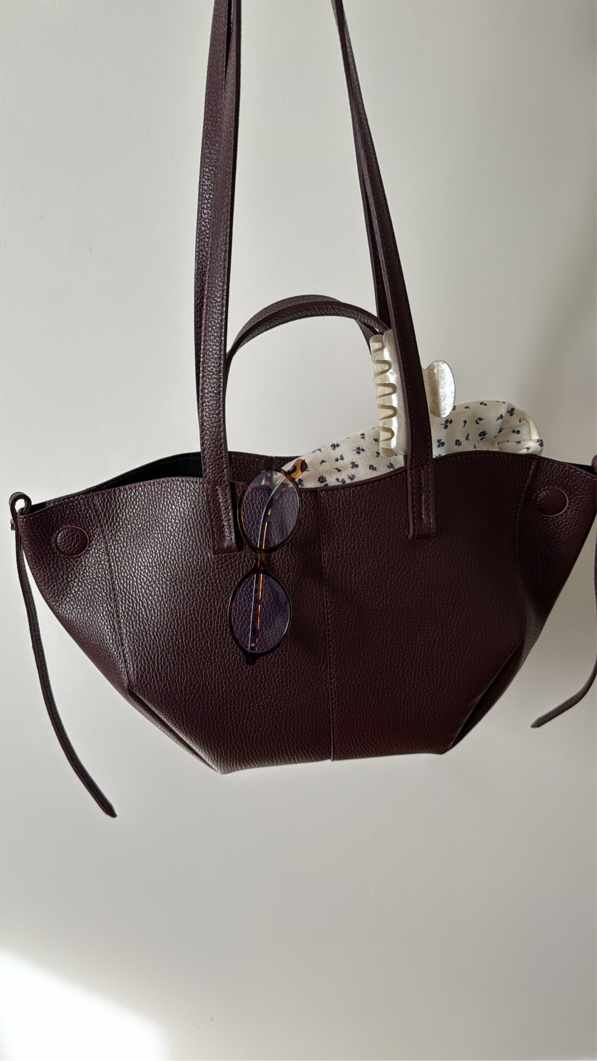 Dark maroon/burgundy leather handbag