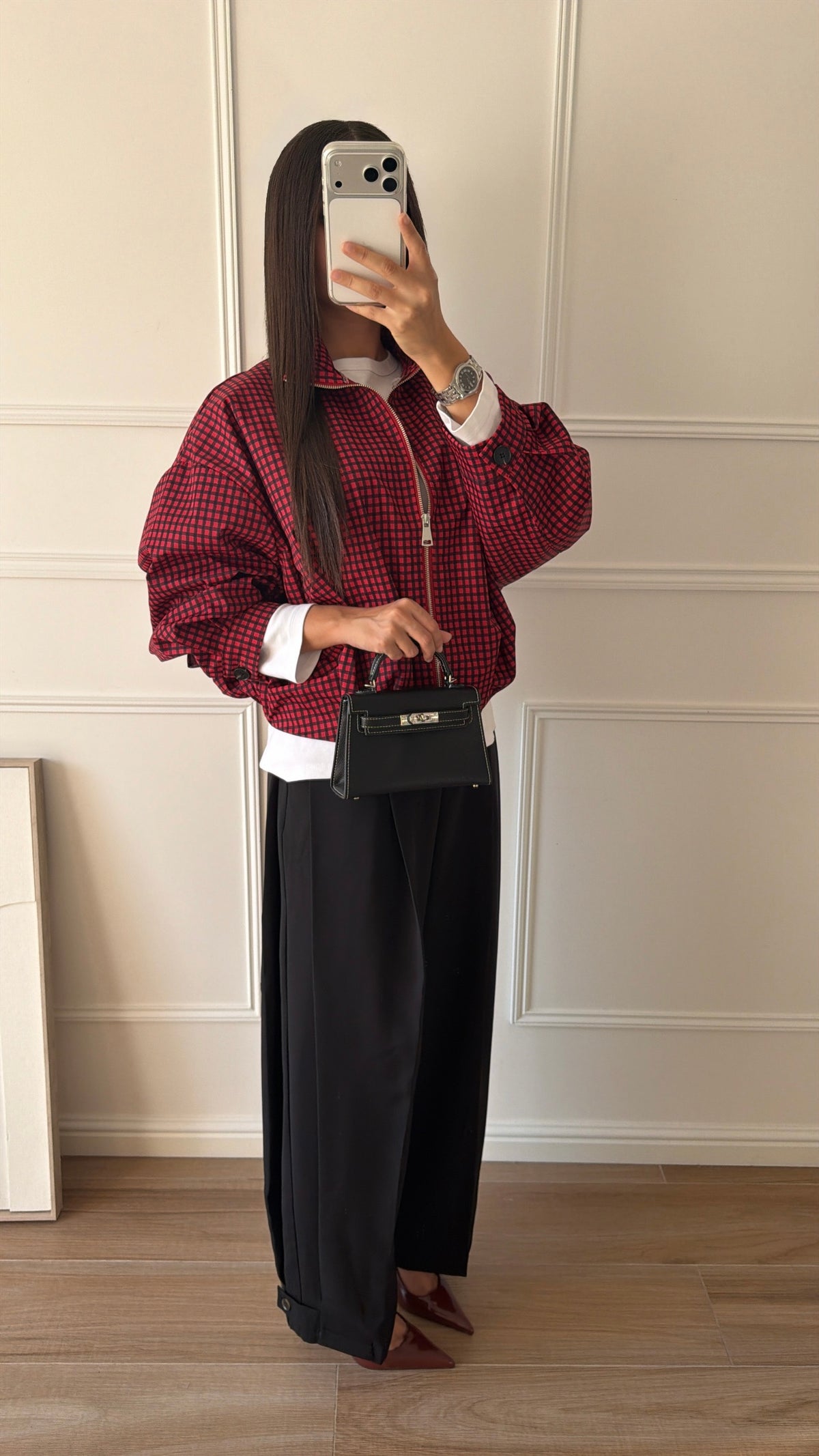 Pantalon ample à plis structuré [noir]