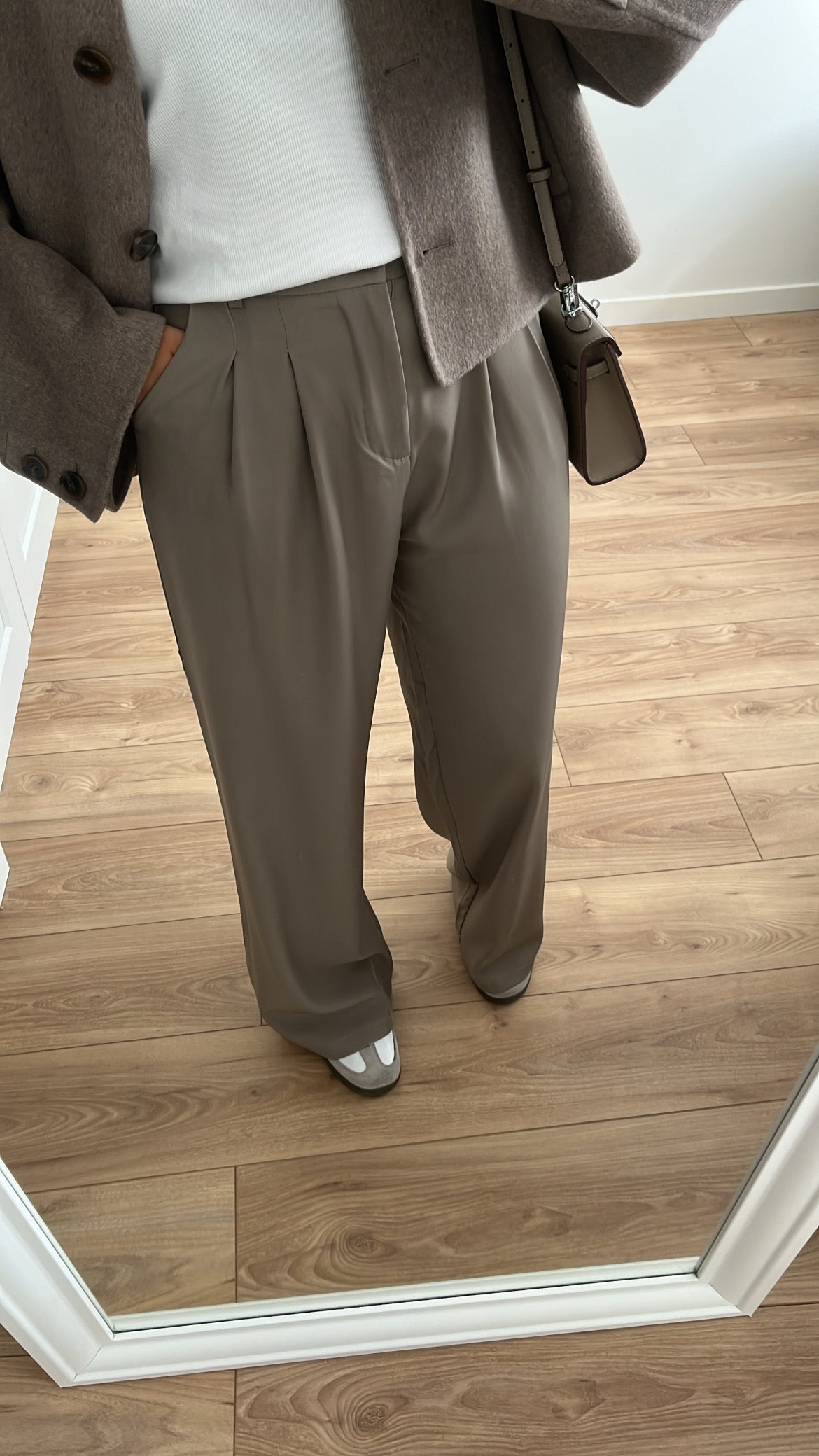 Pantalon fluide coupe droite [taupe]