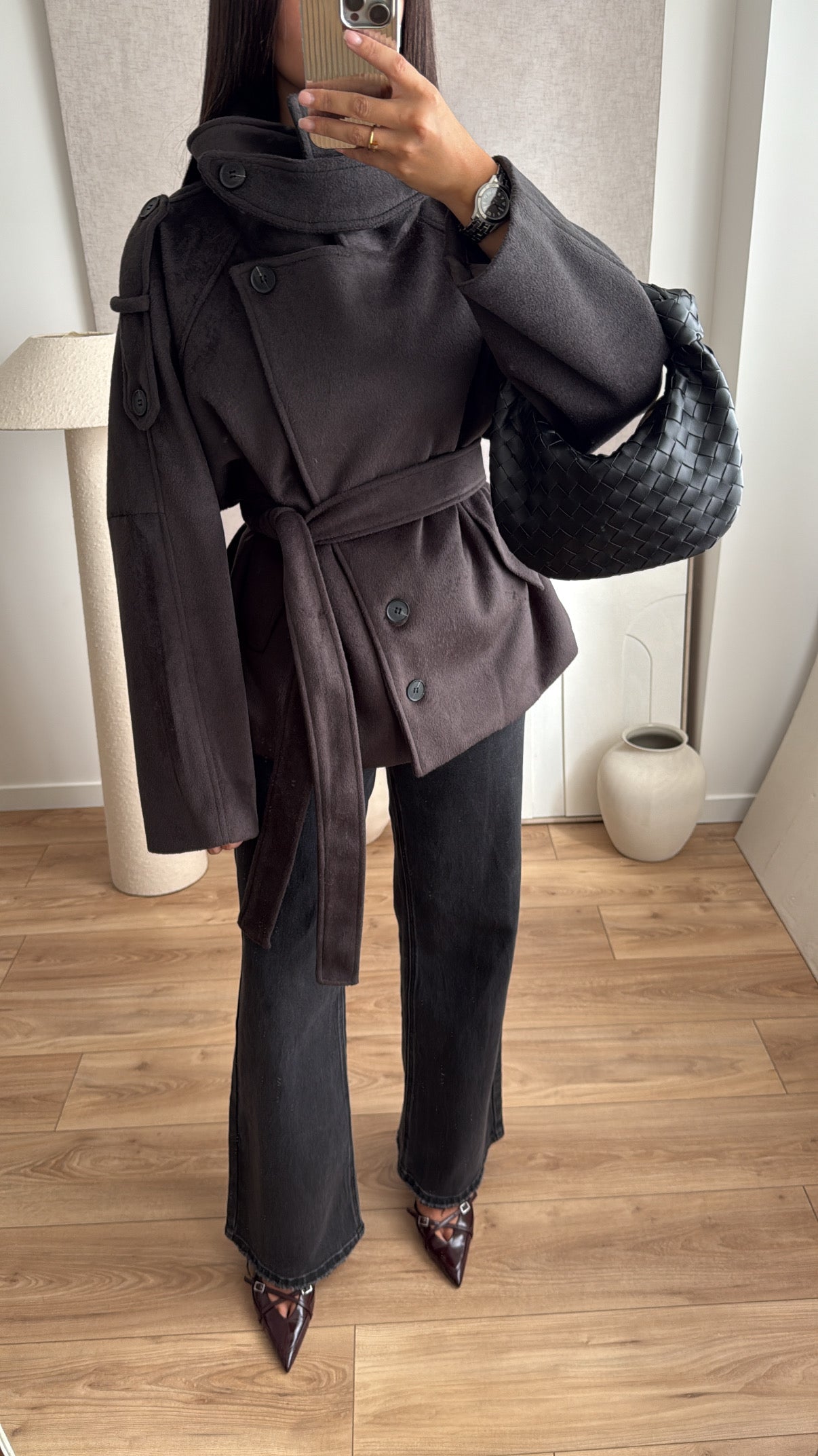 Manteau court boutonné à col montant [marron foncé]