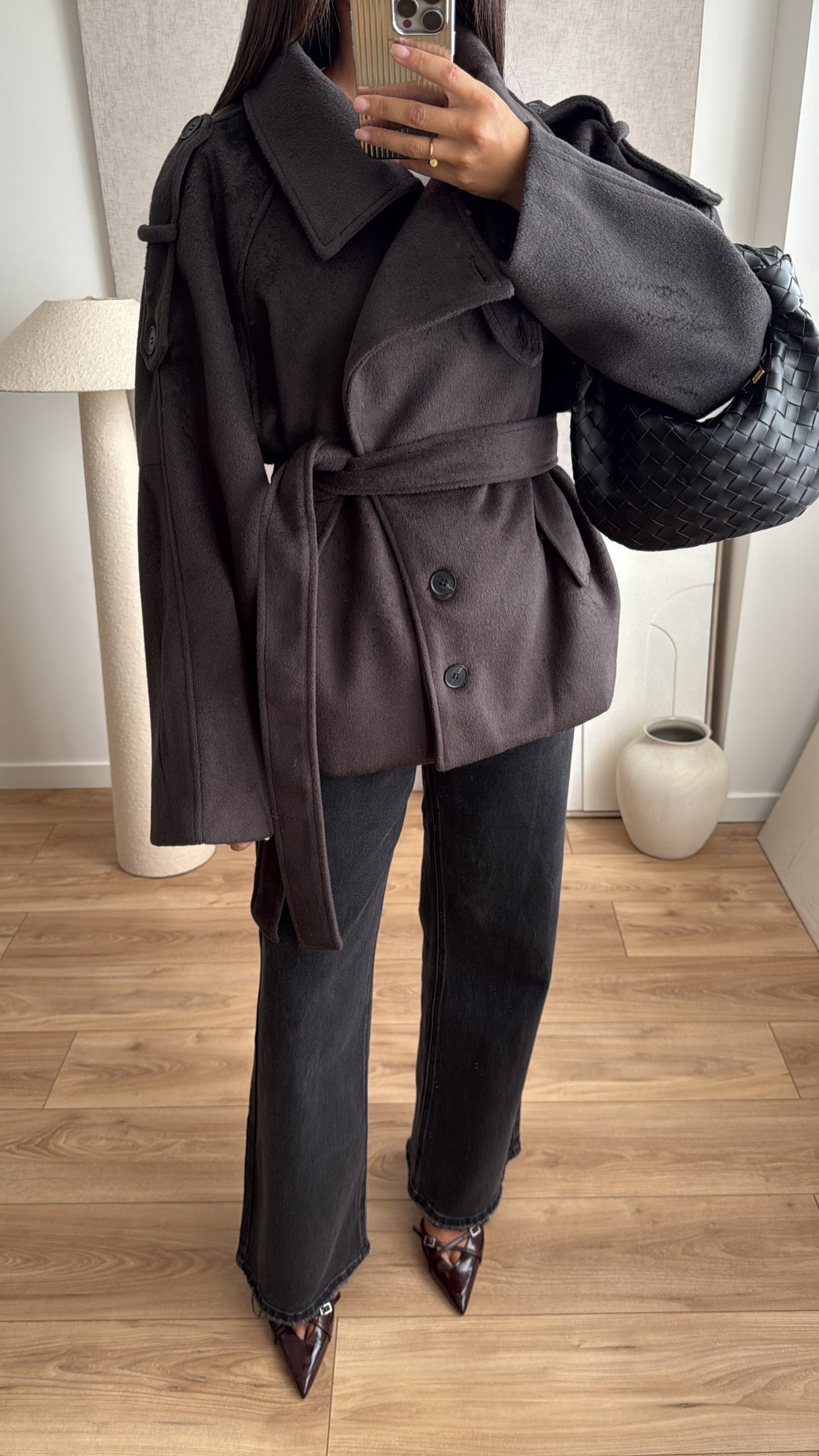 Manteau court boutonné à col montant [marron foncé]