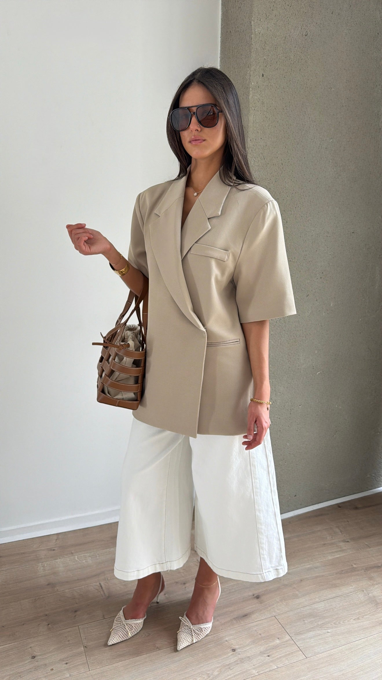 Blazer sans manches oversize [beige]