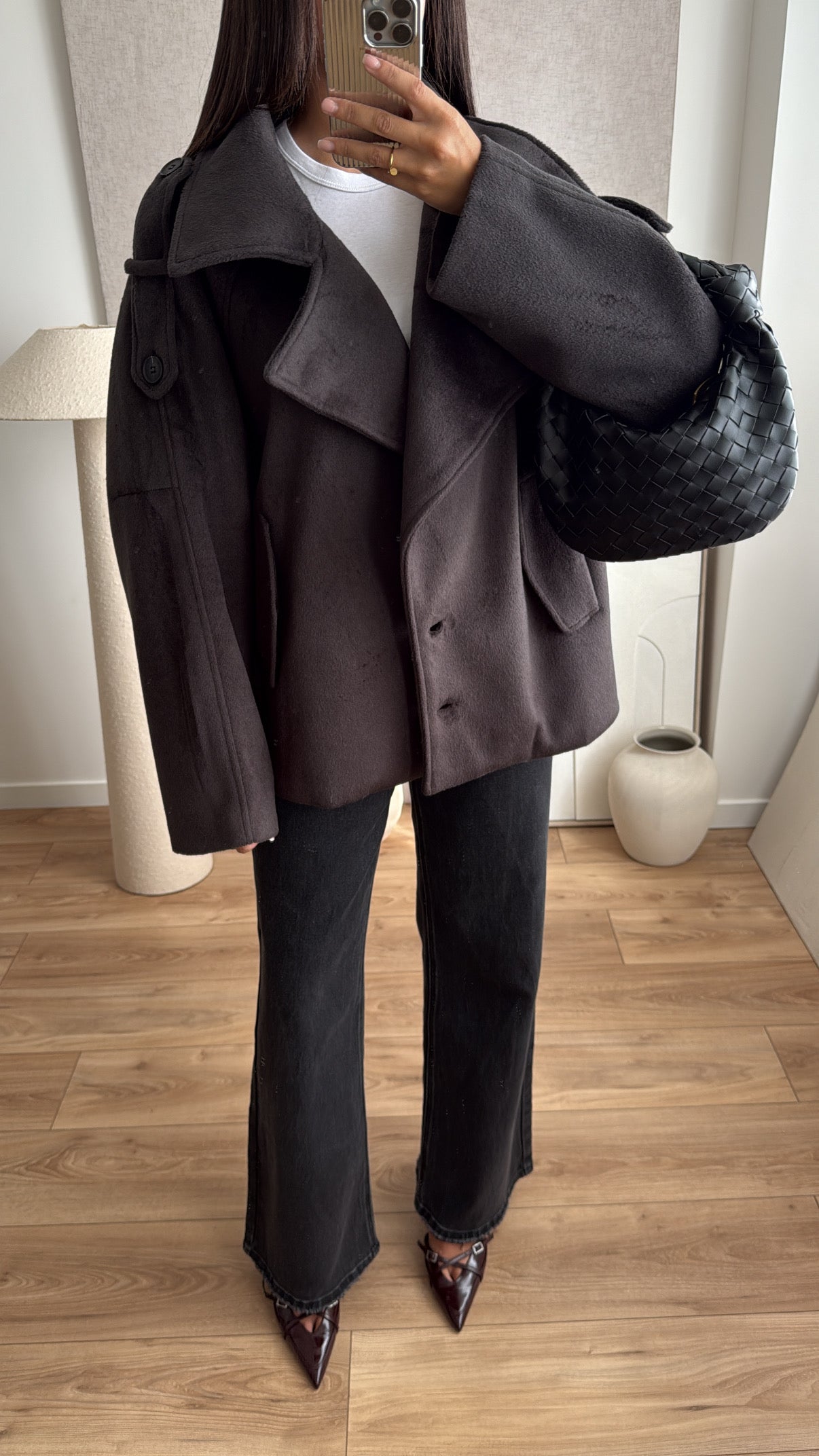 Manteau court boutonné à col montant [marron foncé]