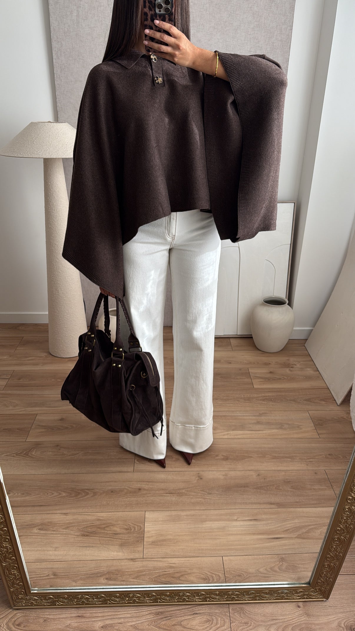 Cape [brown]