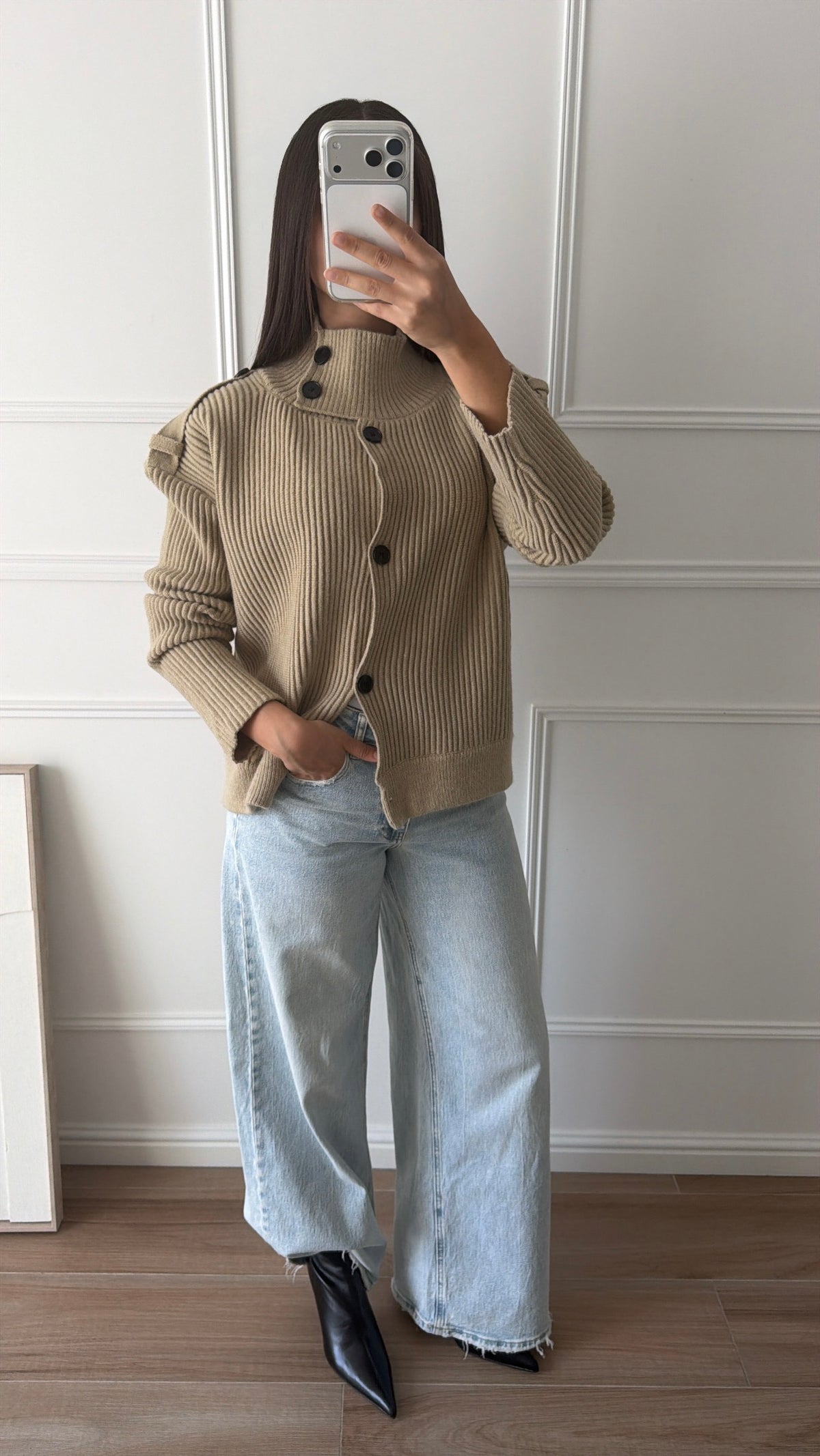 Cardigan en maille côtelée à col montant [kaki]