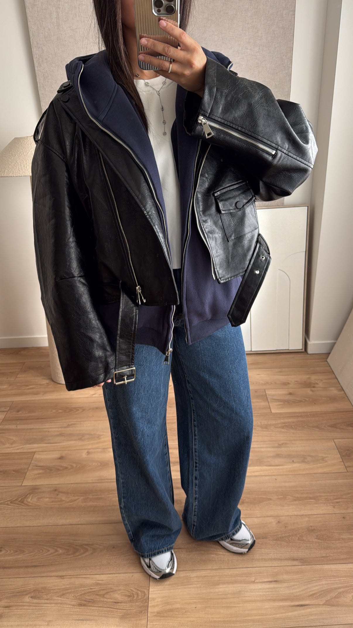 Veste en simili cuir oversize avec ceinture [noire]