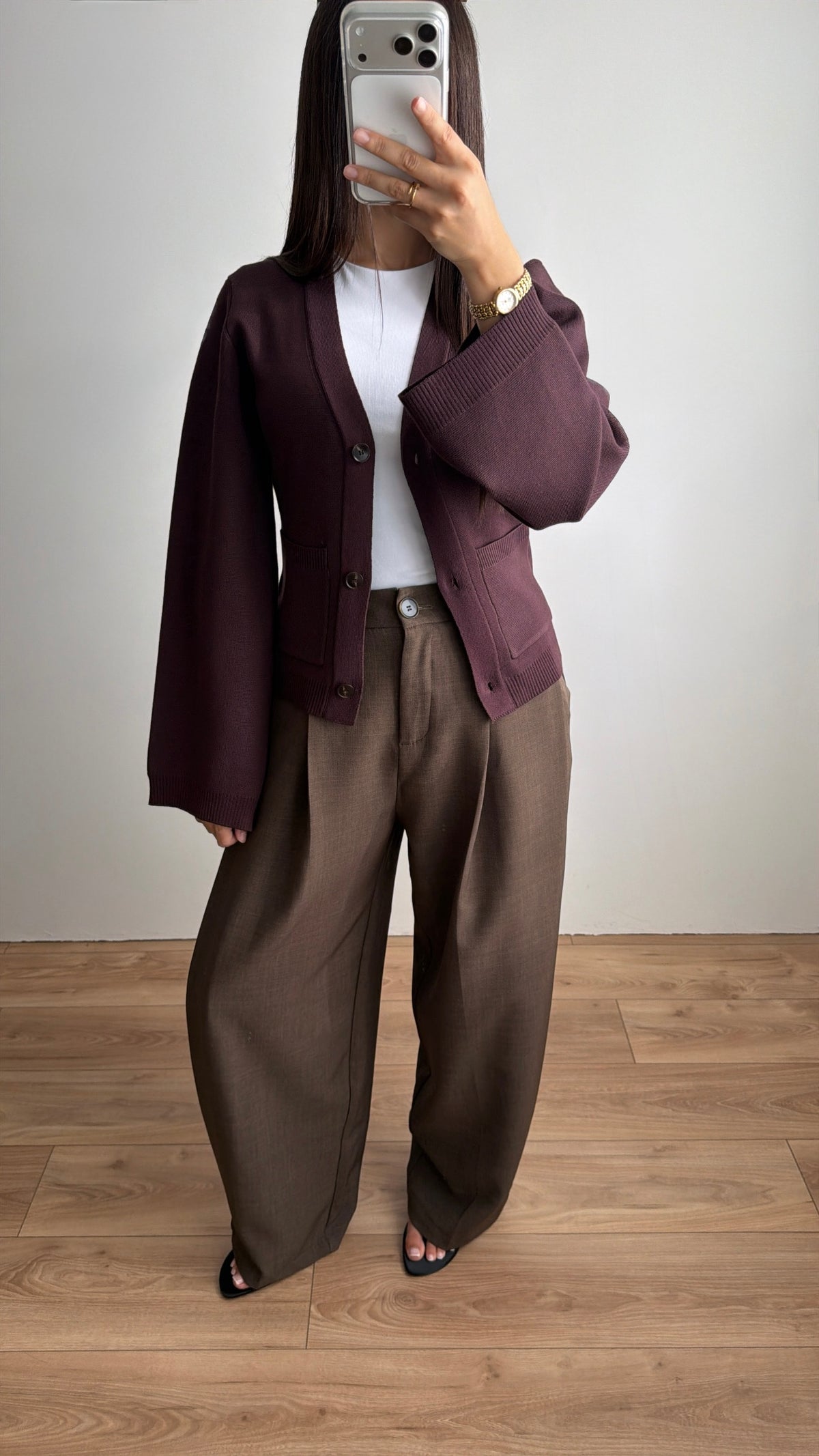 Cardigan cintrée en maille douce [BORDEAUX FONCÉ]
