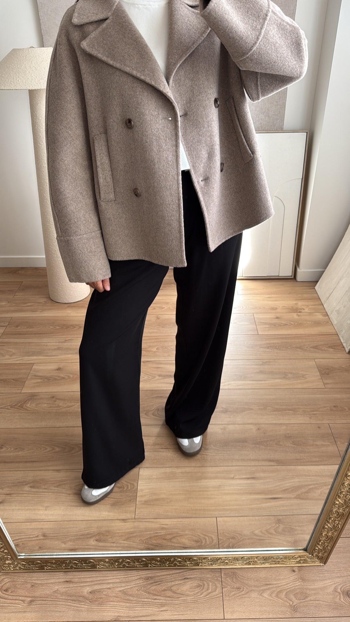 Manteau court en laine [taupe]