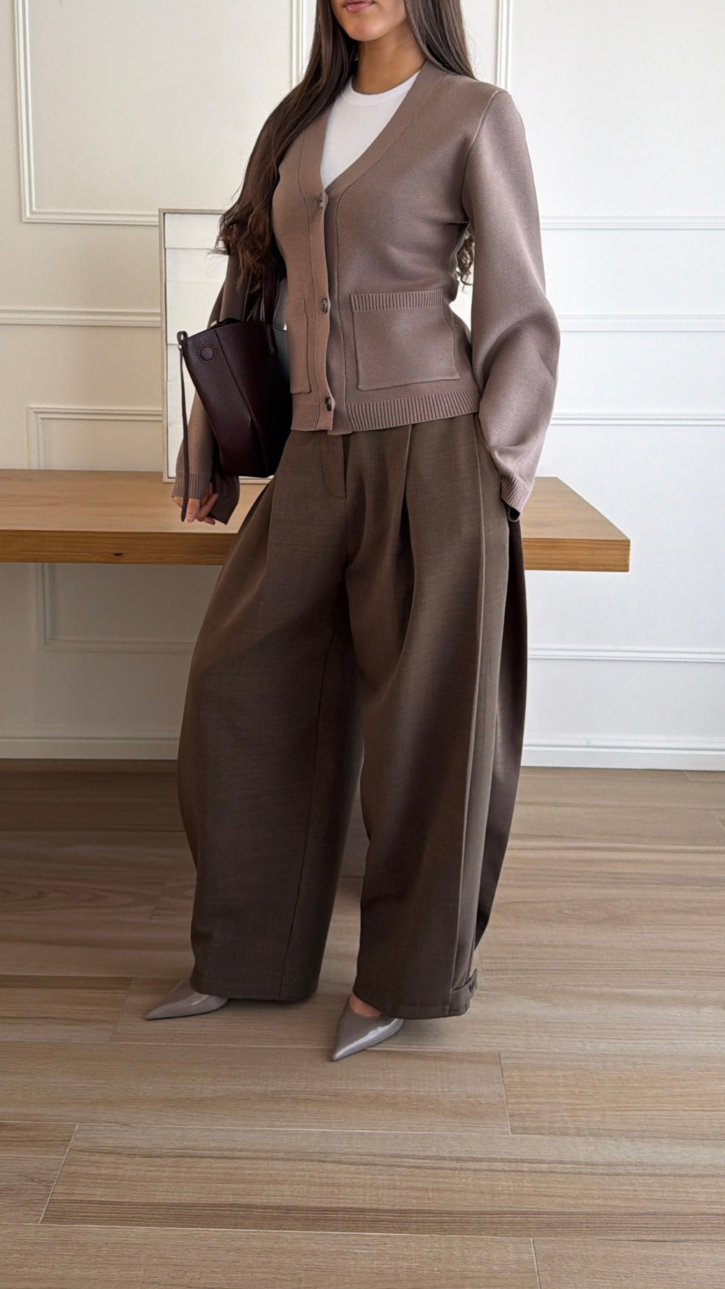 Pantalon ample à plis structuré [marron chiné]