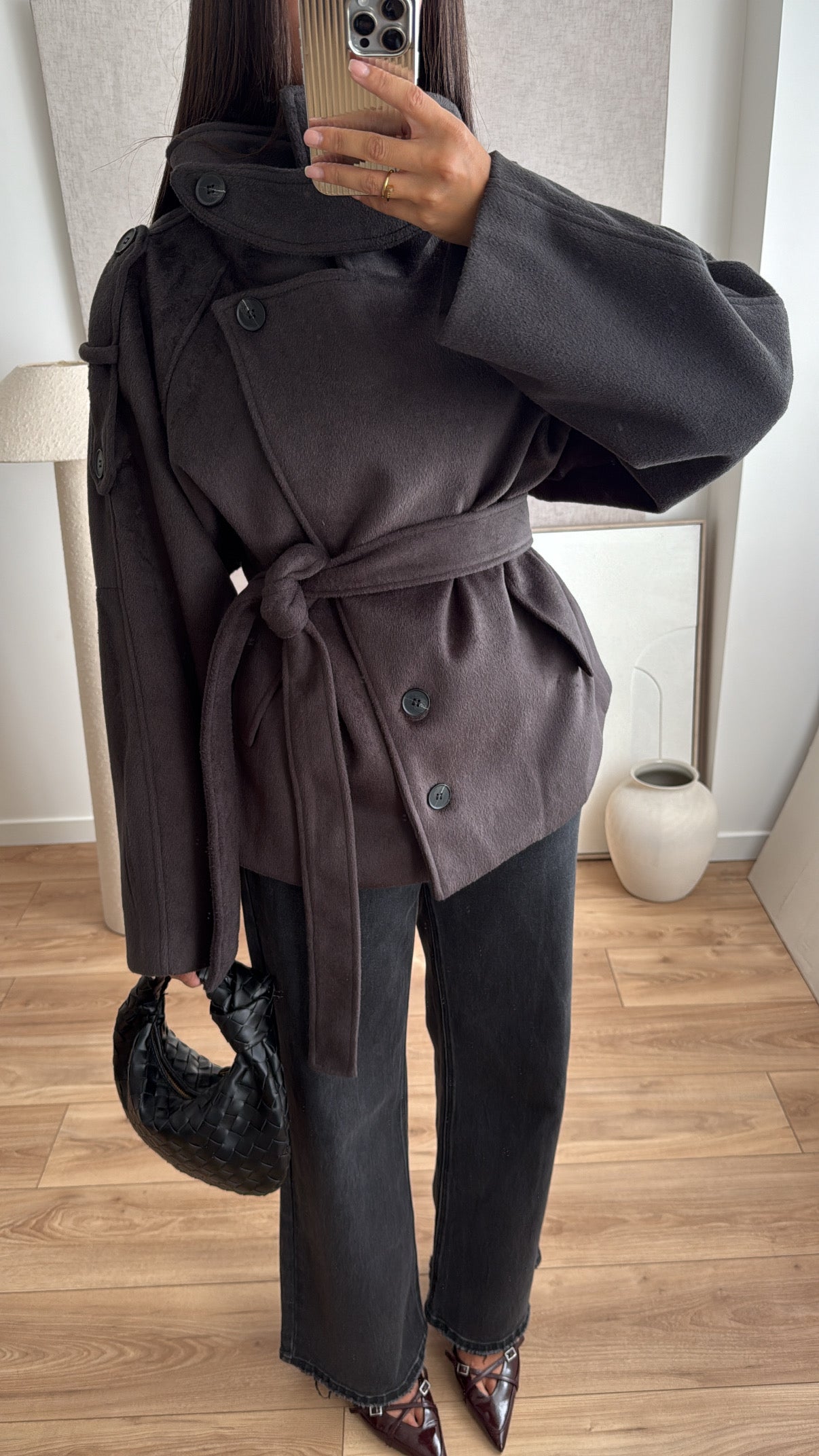 Manteau court boutonné à col montant [marron foncé]
