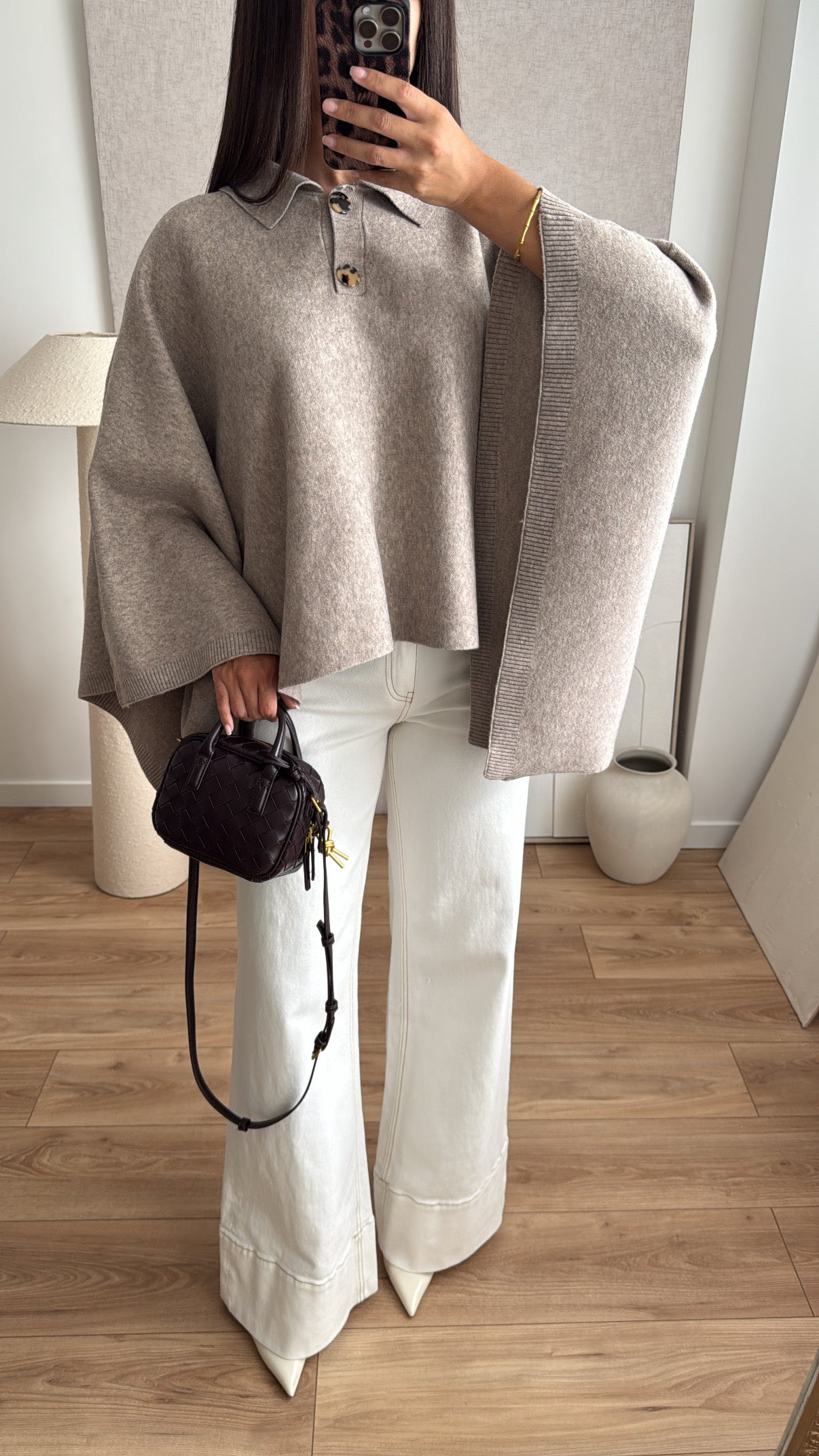Cape [taupe]