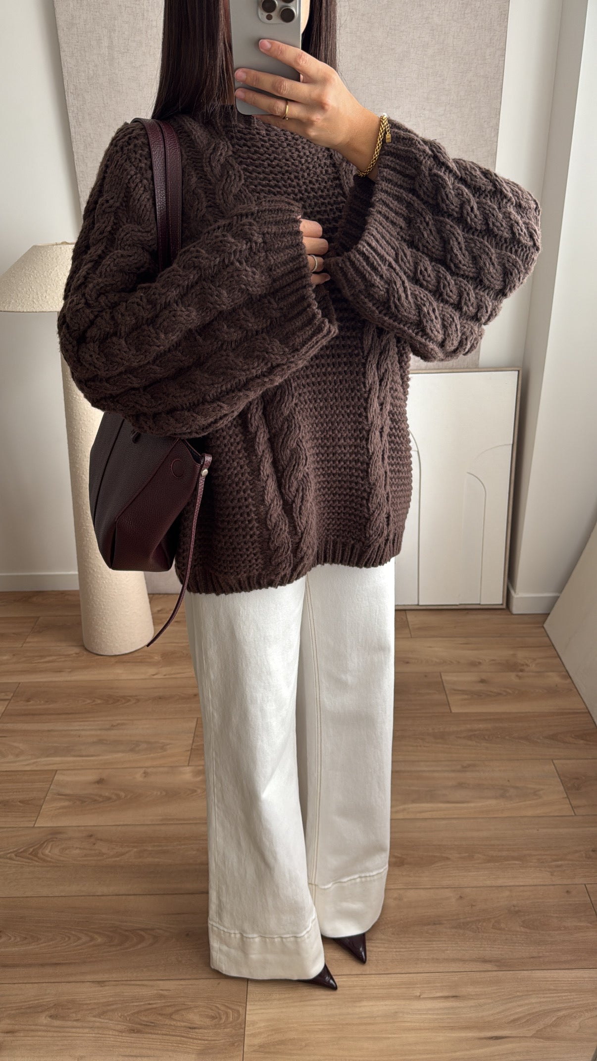 Pull torsadé à manche ample [marron]