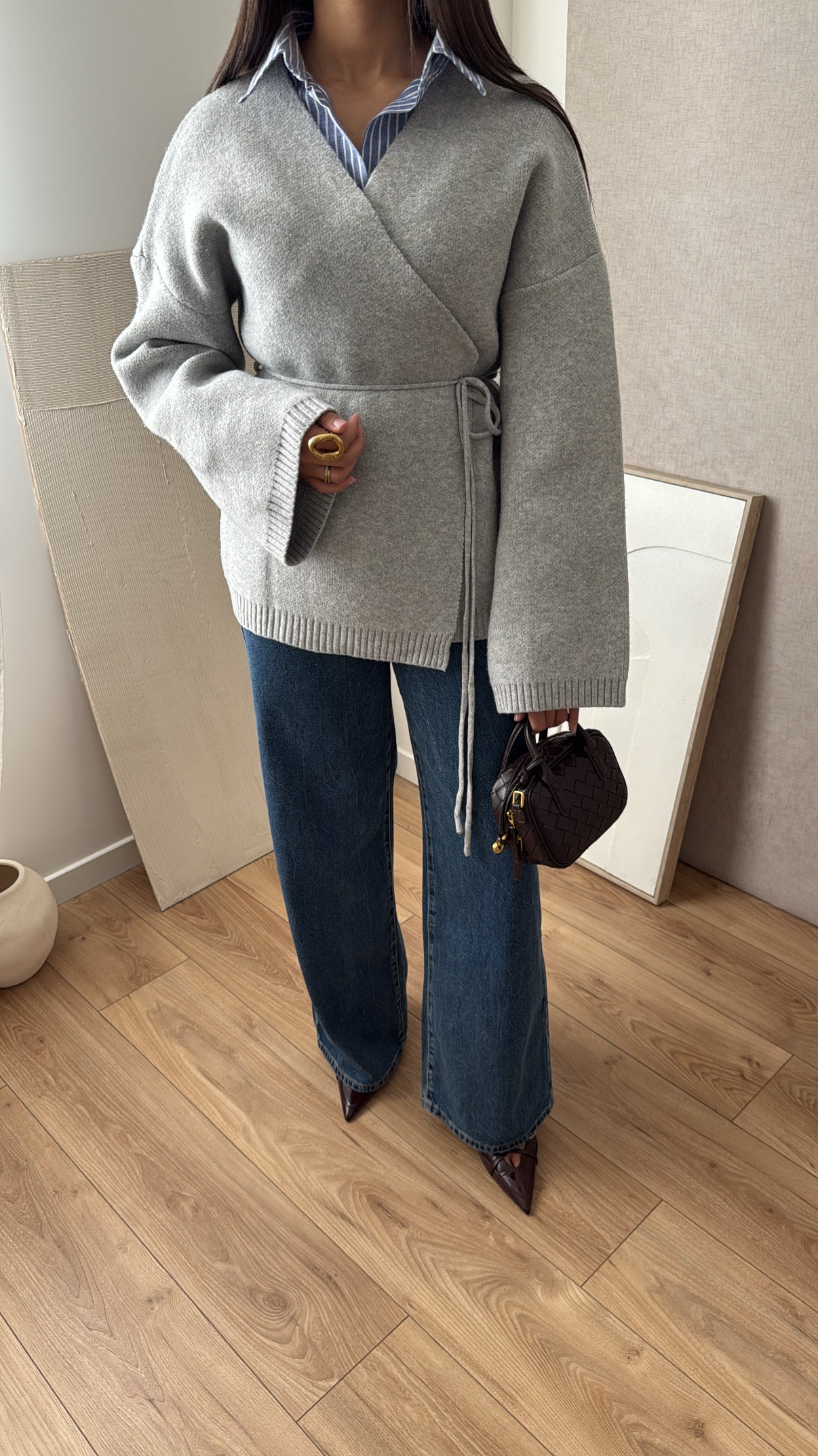 Pull cache coeur manche évasée [ gris ]