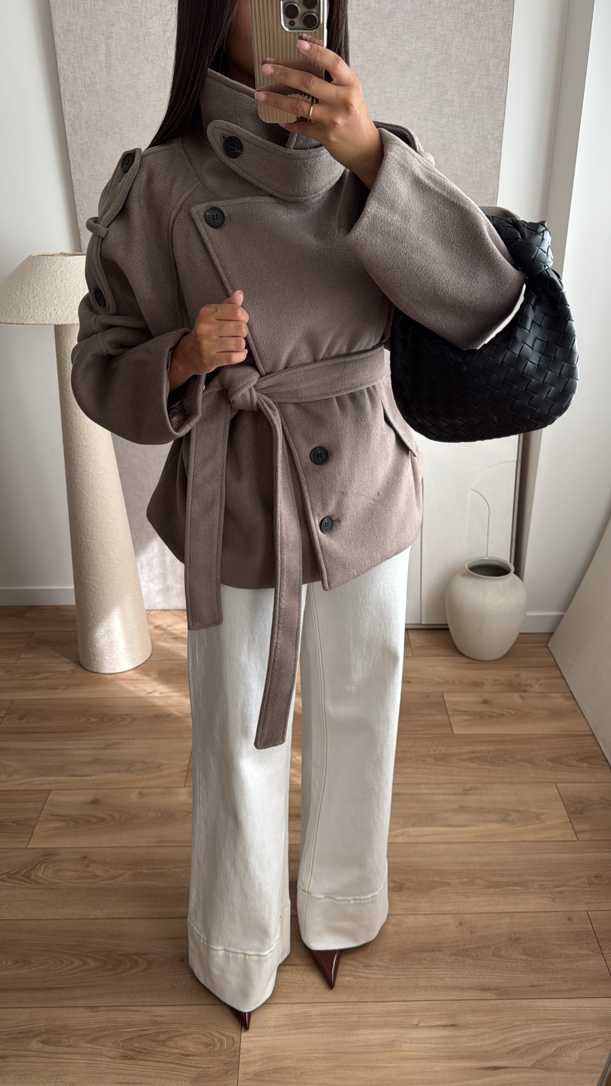 Manteau court boutonné à col montant [taupe]