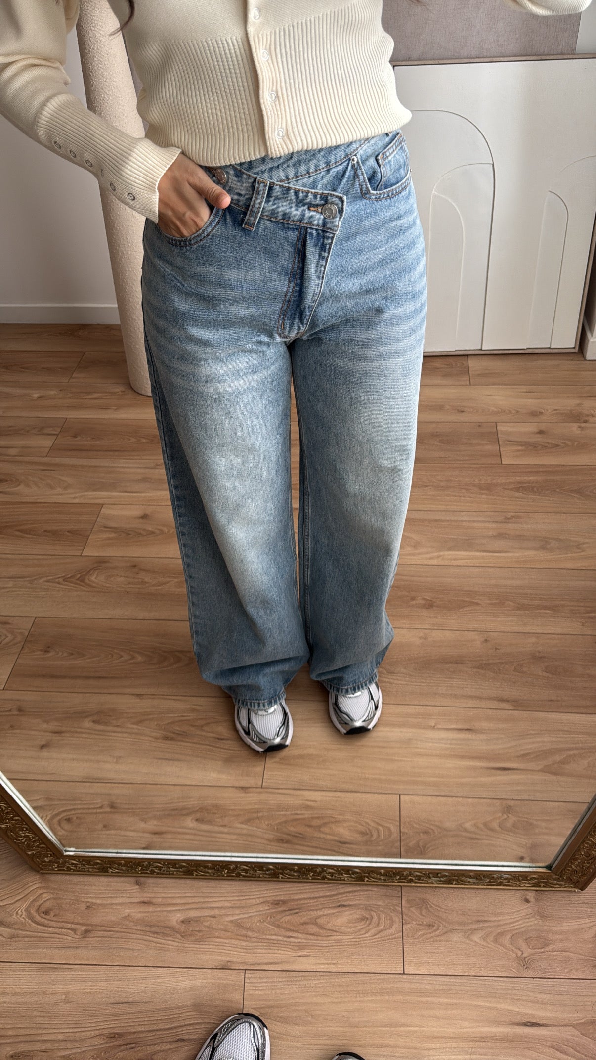 Jean croisée à double boutonnage [bleu délavé]