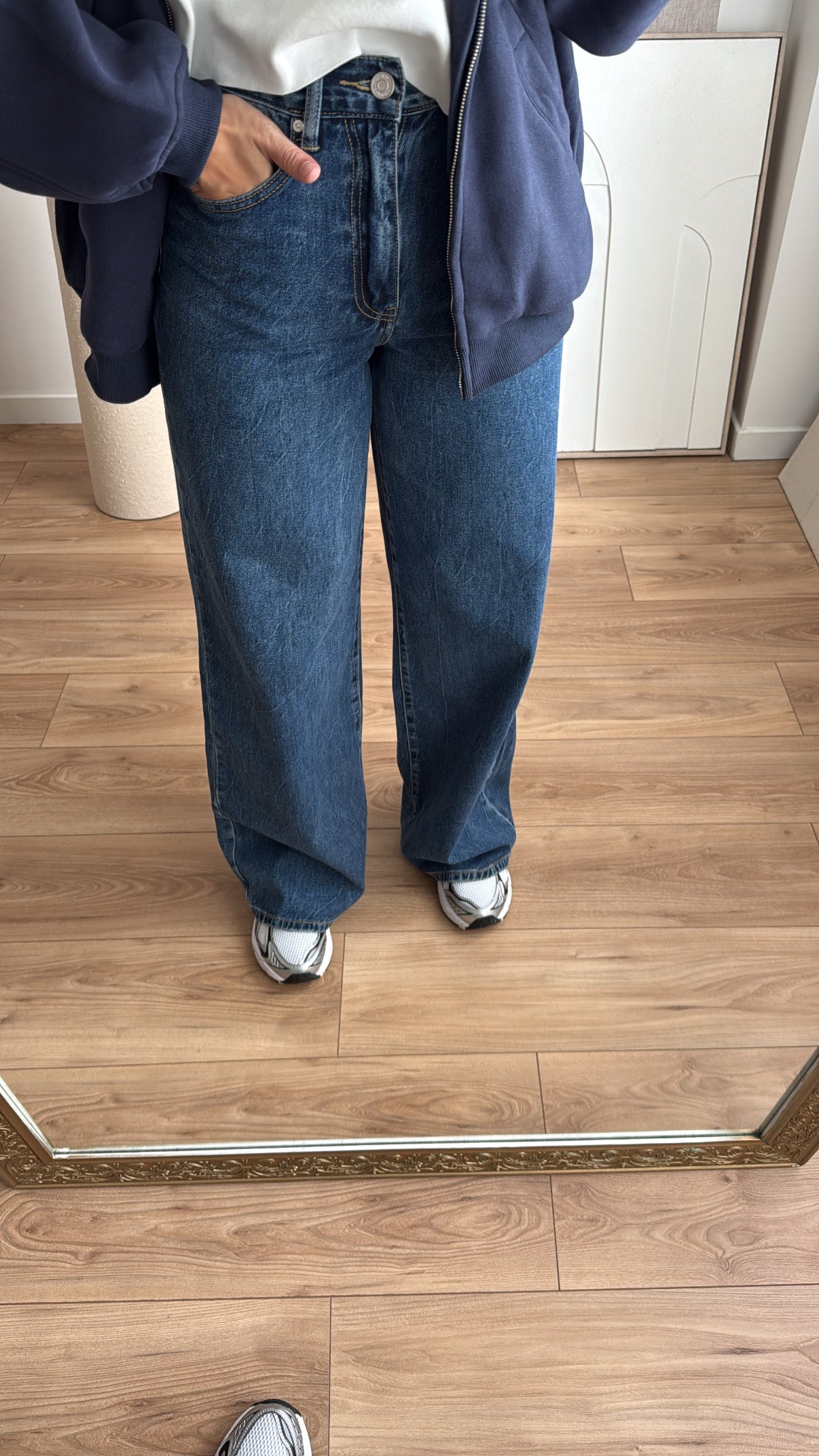 Jean loose ajustable à la taille [bleu foncé]