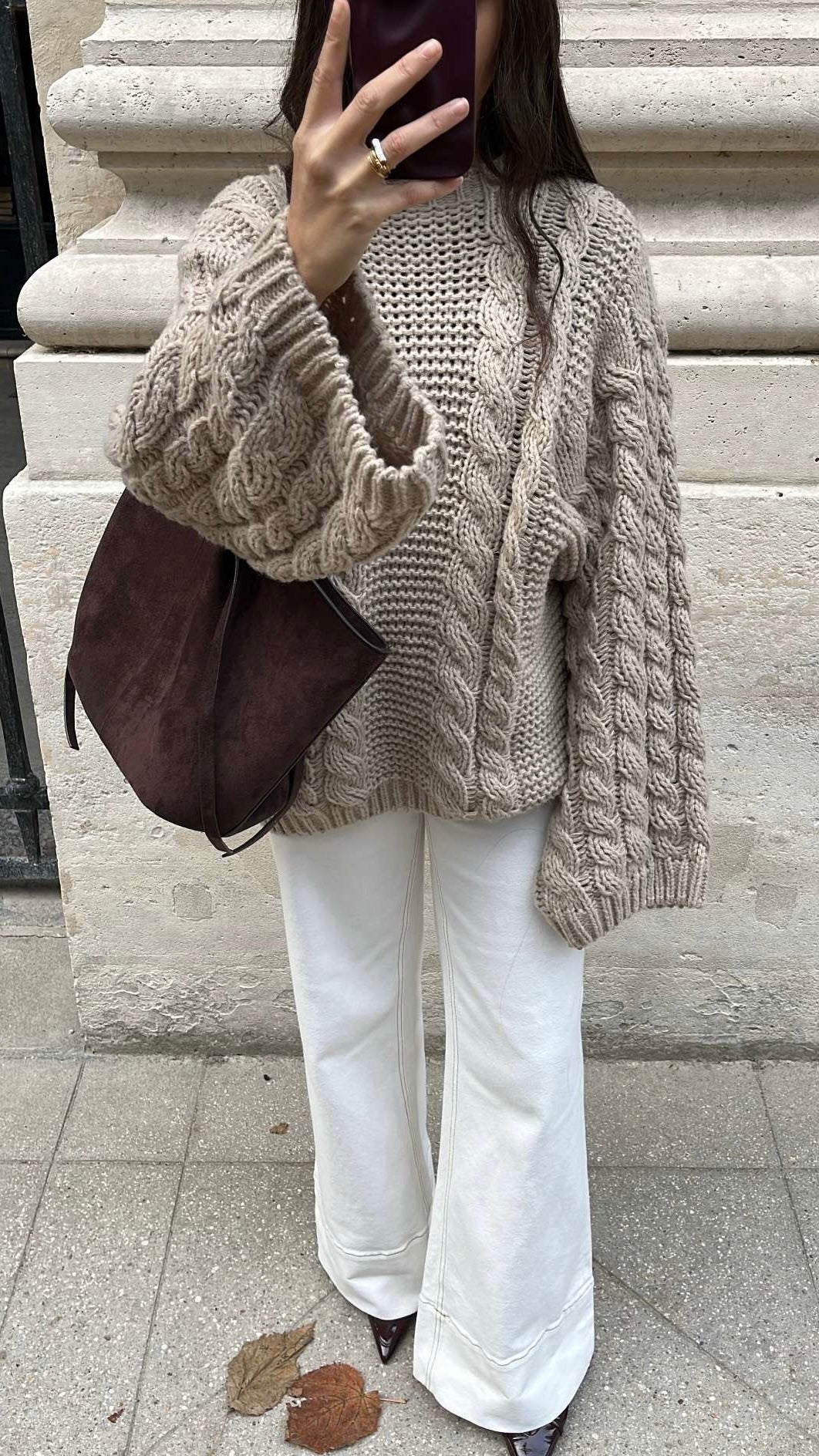 Cable-knit sweater with wide sleeves [taupe]